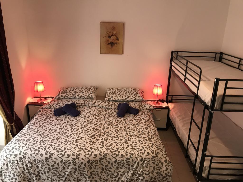 Swieqi Semi Detached Maisonette Saint Julian's エクステリア 写真