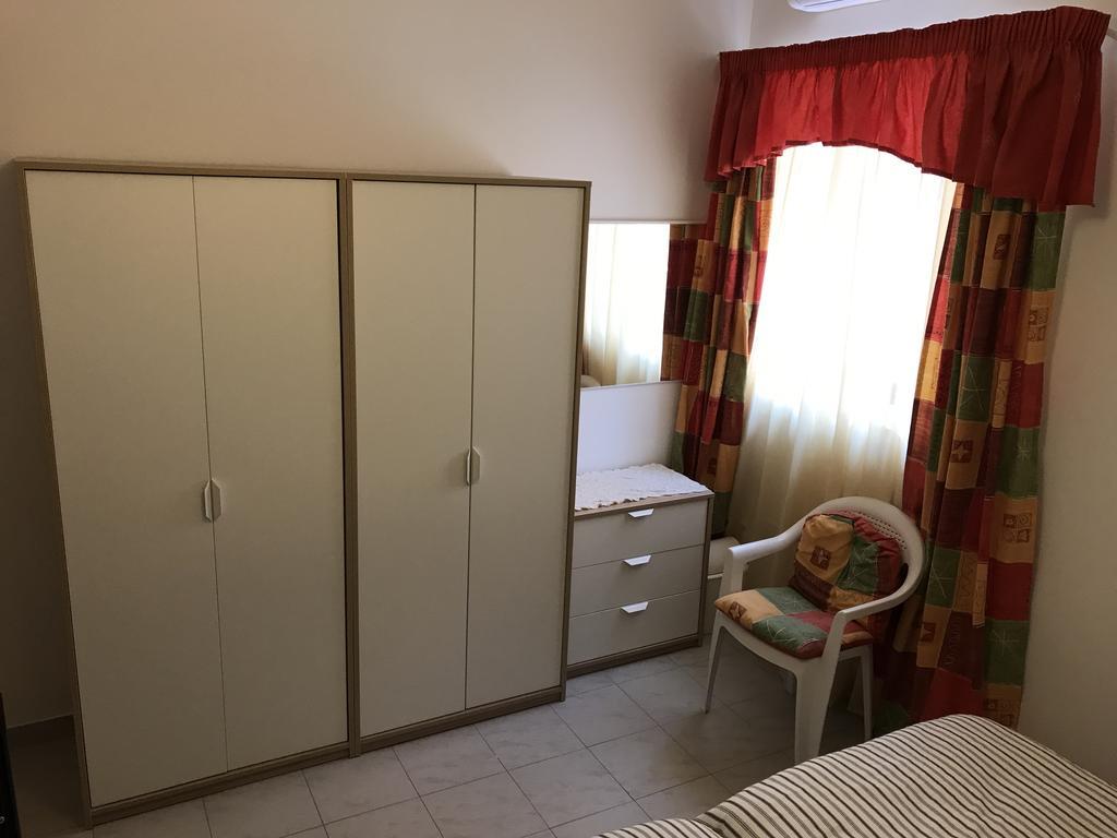 Swieqi Semi Detached Maisonette Saint Julian's エクステリア 写真